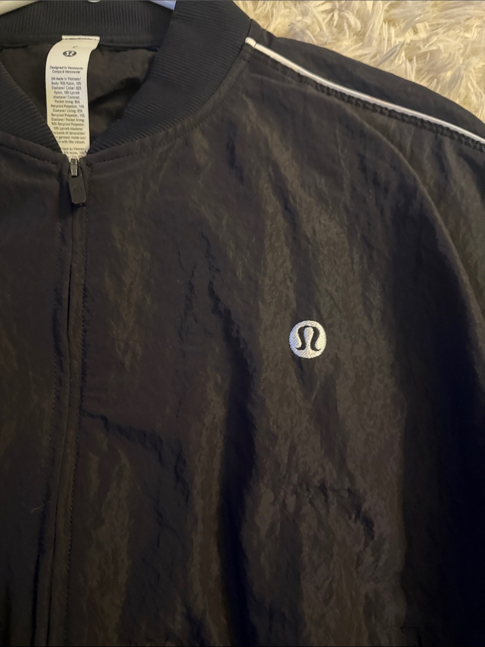 Authentic Lululemon athletica Women’s Crinkle Nylon Track Jacket Wordmark - Picture 6 of 16